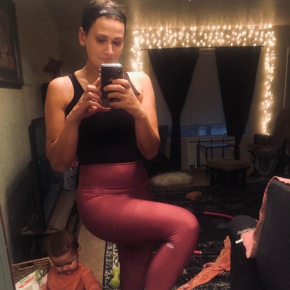 Meet your Posher, Jj - Picture 6 of 9